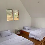 Pijar Jingga Cabin